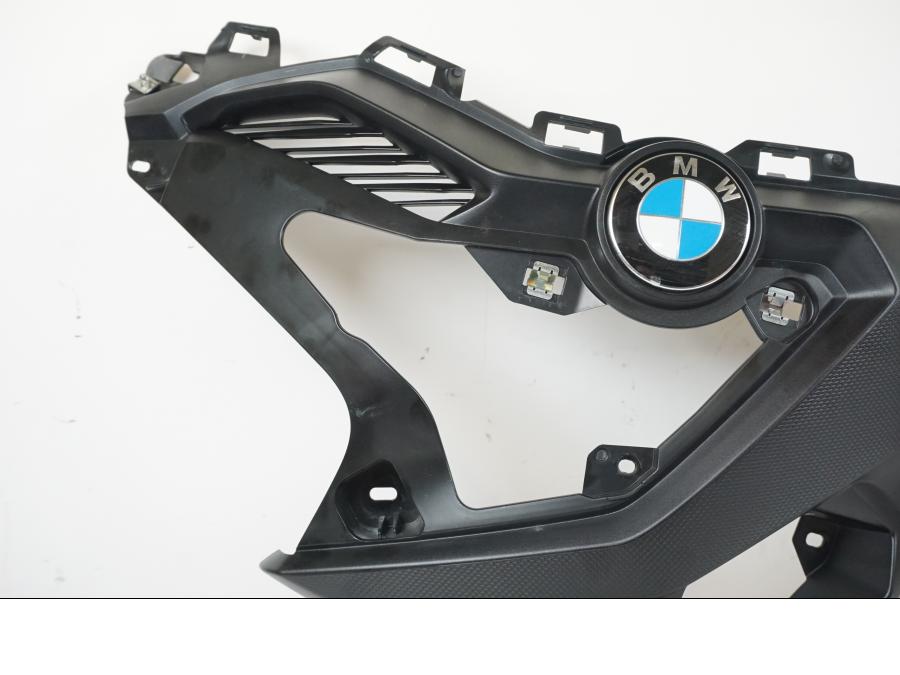 Baksidan på Sidkåpa från en BMW F 750 GS -2019 motorcykel.