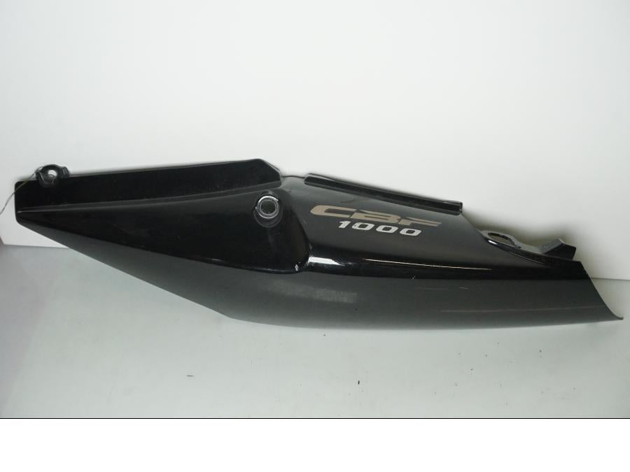 Framsidan på Bakvinge från en Honda CBF 1000 -2006 motorcykel.