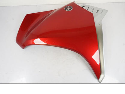 Framsidan på Sidkåpa från en Honda VFR 1200 -2010 motorcykel.