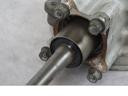 Höger sida på Slutväxel från en Honda NT 650 V -2002 motorcykel.