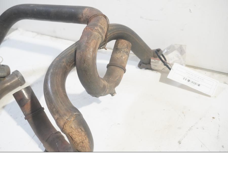 Baksidan på Grenrör från en Honda VFR 750 -1986 motorcykel.