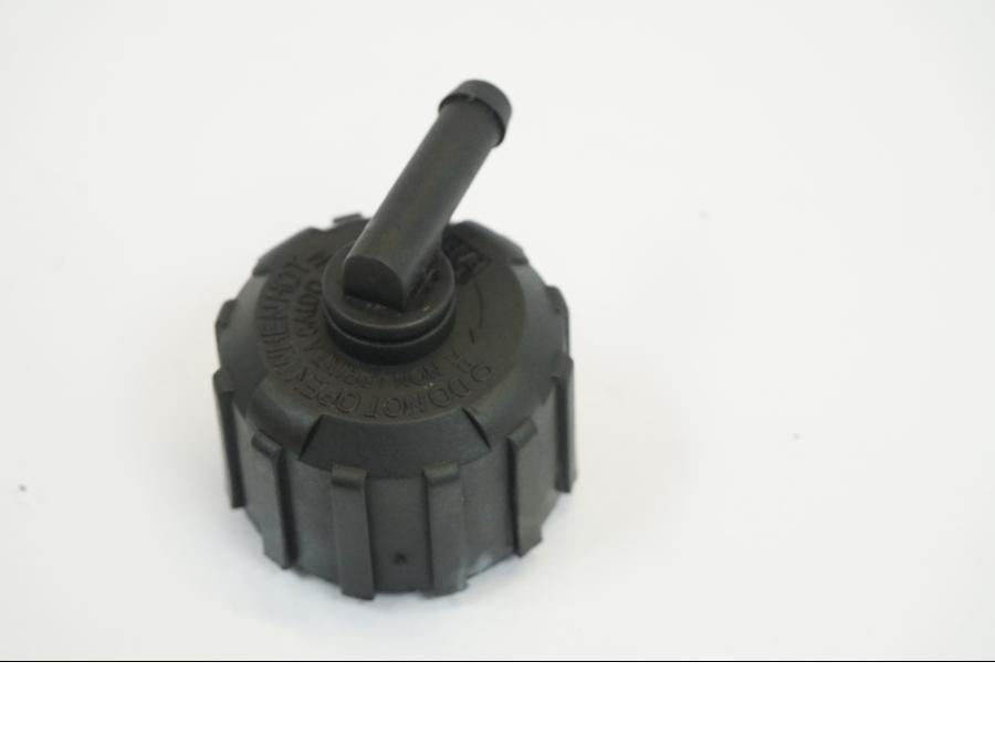 Baksidan på Vattenkyllock från en KTM 1190 Adventure -2013 motorcykel.