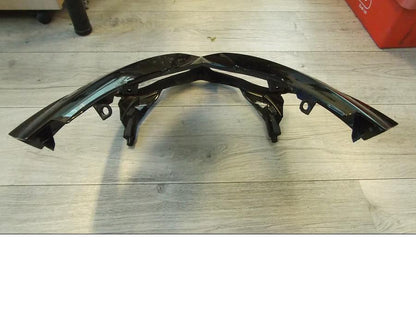 Vänster sida på Toppkåpa från en Kawasaki Z 1000 -2011 motorcykel.