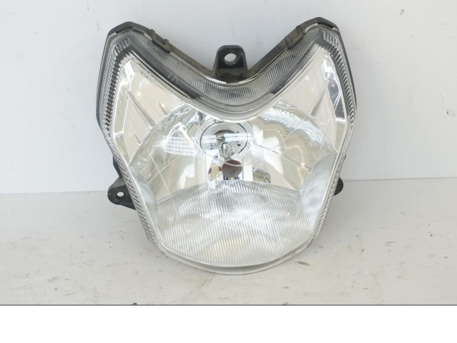 Framsidan på Strålkastare från en Honda SH 300 A -2011 scooter.