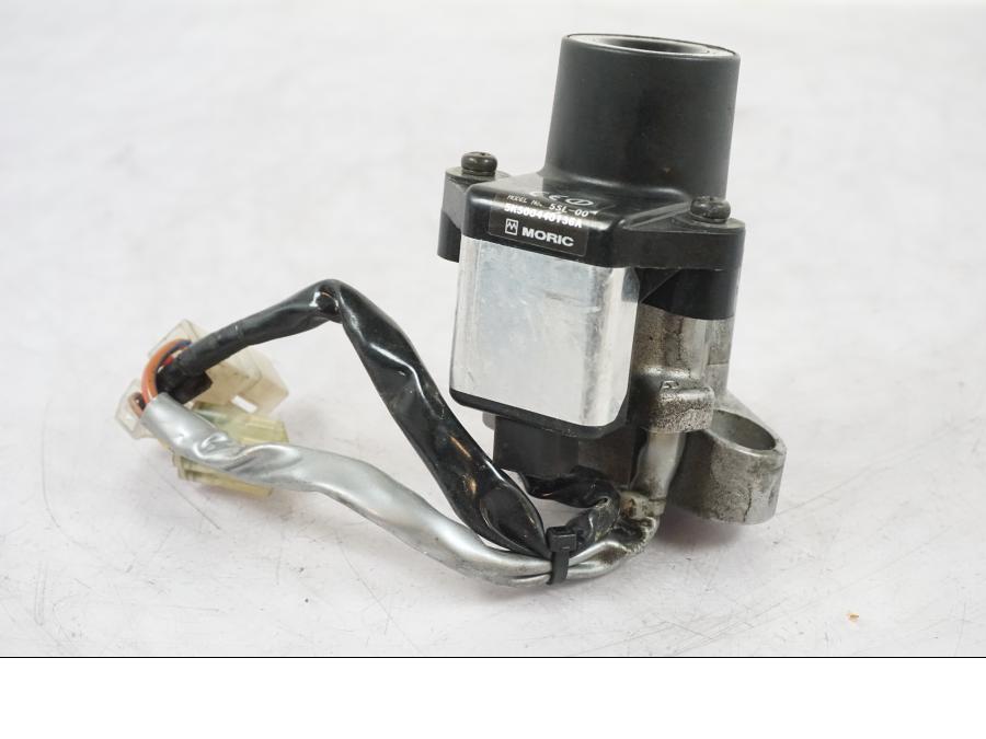 Extrabild2 på Låssats från en Yamaha XVS 1100 -2004 motorcykel.