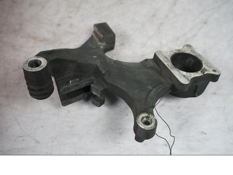 Snett uppifrån på Bromsoksfäste från en Suzuki GSX-R 1000 -2007 motorcykel.