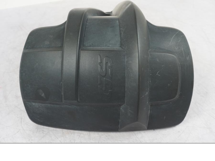 Höger sida på Stänkskydd från en BMW R 1200 GS -2005 motorcykel.