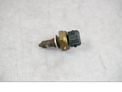 Framsidan på Vattenkylgivare från en BMW F 800 GS -2009 motorcykel.