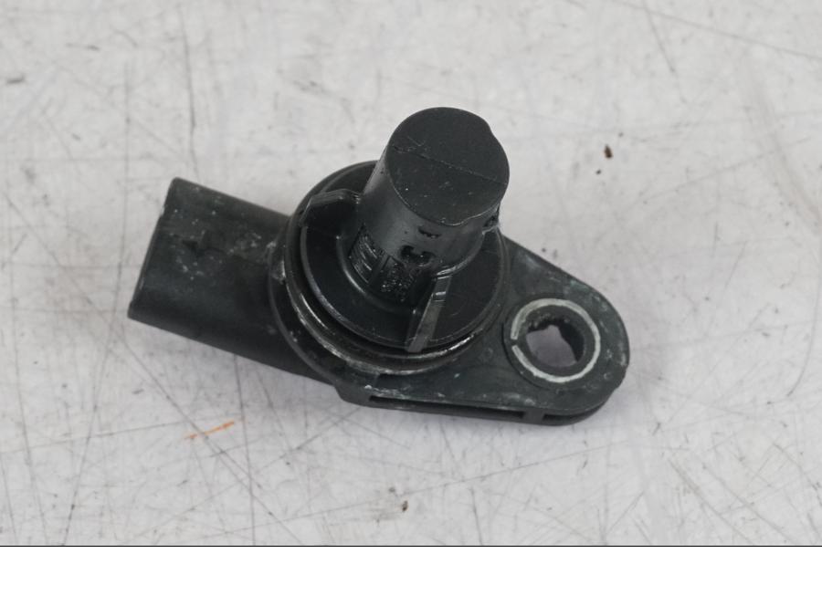 Höger sida på Vevaxelsensor från en BMW R 1250 GS -2023 motorcykel.