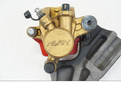 Baksidan på Bromsok från en Honda CB 600 F -2008 motorcykel.