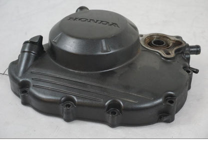 Höger sida på Kopplingskåpa från en Honda CBR 125 R -2006 motorcykel.