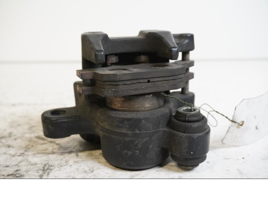 Höger sida på Bromsok från en Triumph TT 600 -2001 motorcykel.