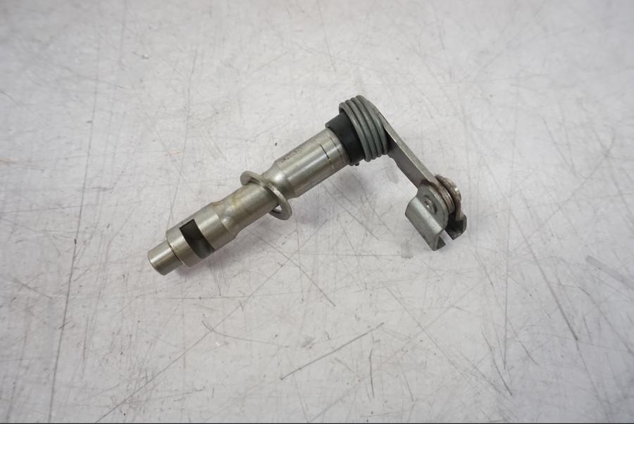 Baksidan på Kopplingsarm från en BMW F 750 GS -2020 motorcykel.