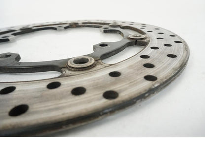 Extrabild1 på Bromsskiva från en Yamaha YZF R6 -2006 motorcykel.