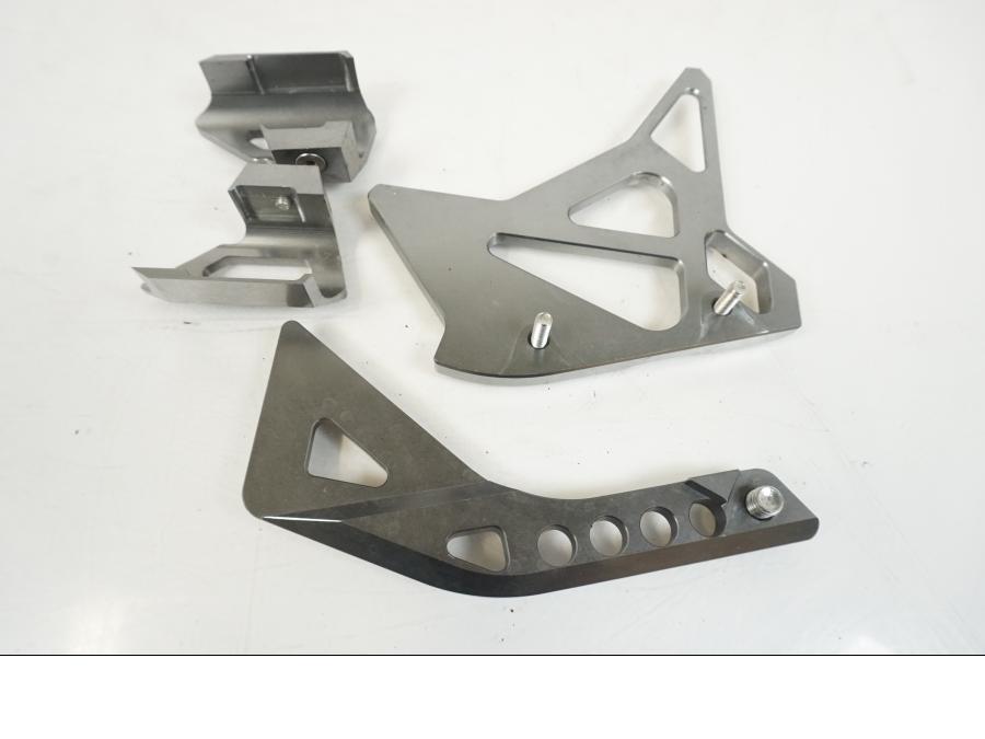 Baksidan på Ramdekor från en Kawasaki Z 1000 -2017 motorcykel.