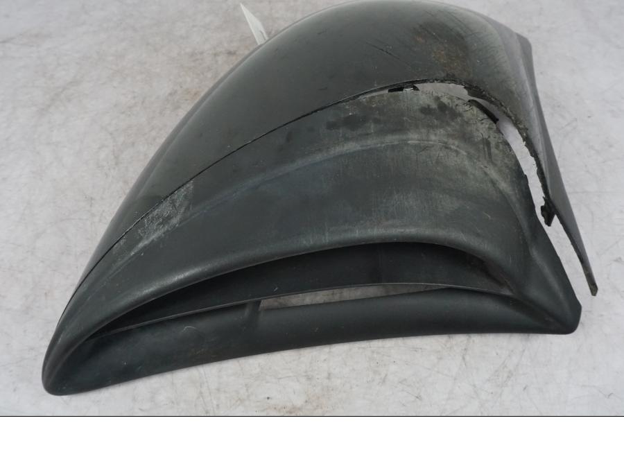 Extrabild2 på Sidkåpa från en Buell 1125 R -2008 motorcykel.