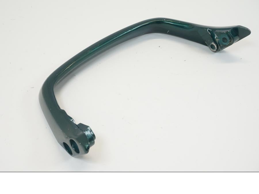 Höger sida på Passagerarhandtag från en Yamaha XJR 1300 -1999 motorcykel.