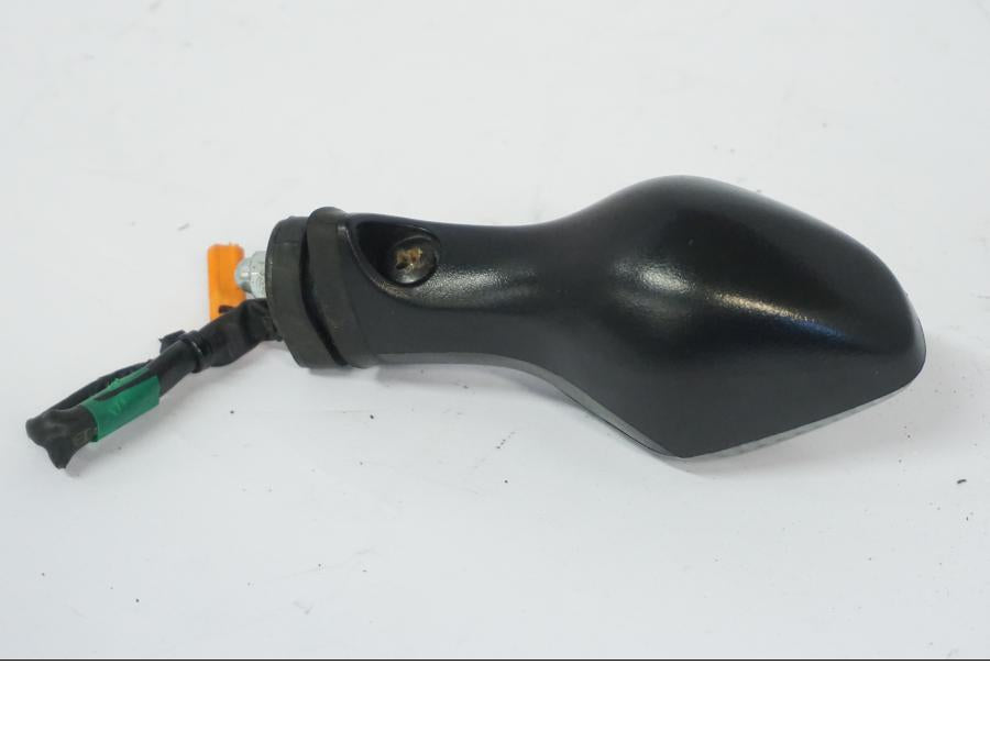 Vänster sida på Blinkers från en Honda CB 500 X -2015 motorcykel.