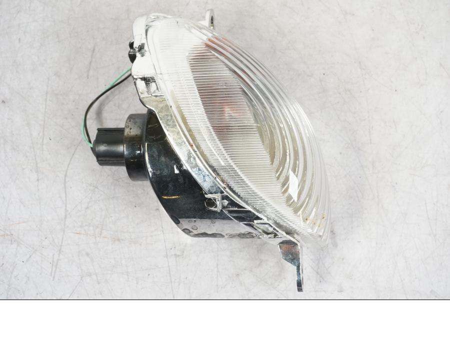 Framsidan på Blinkers från en Suzuki GSX 1300 RX -1999 motorcykel.