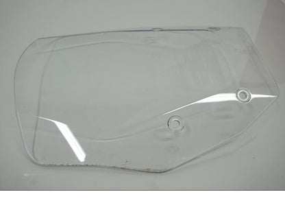 Snett nerifrån på Vindruta från en BMW R 1300 GS -2024 motorcykel.