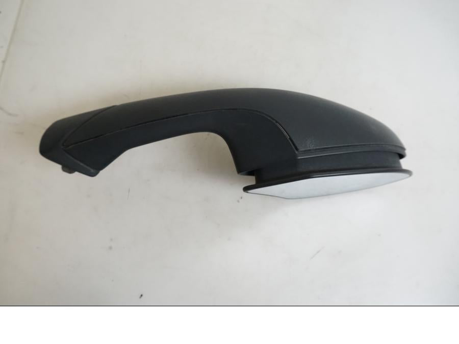 Framsidan på Backspegel från en BMW K 1200 S -2007 motorcykel.