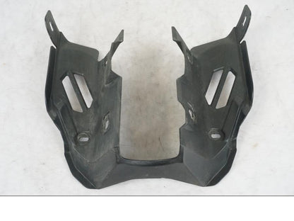 Framsidan på Ramskydd från en Triumph Tiger Explorer -2013 motorcykel.