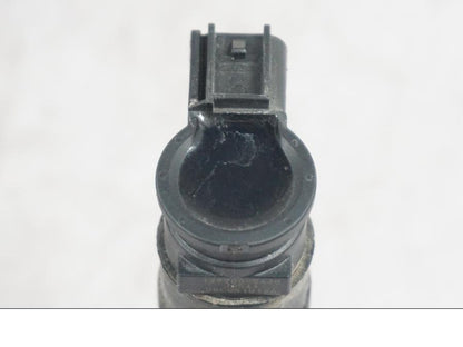 Snett nerifrån på Tändspole från en KTM 1290 Super Duke -2019 motorcykel.