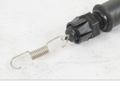 Baksidan på Bromsljuskontakt från en Kawasaki ER-6N -2016 motorcykel.