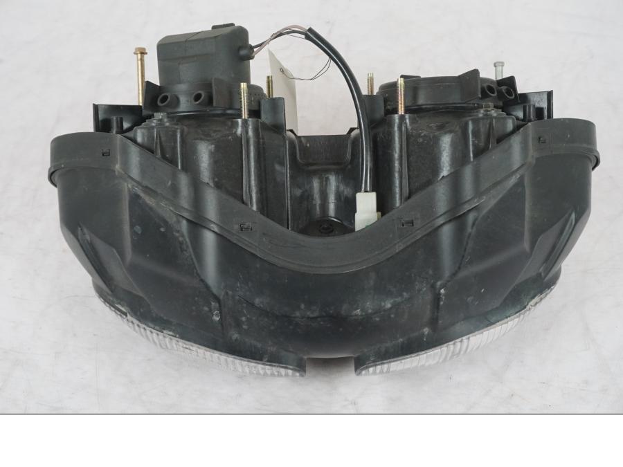 Extrabild2 på Strålkastare från en Suzuki SV 650 -1999 motorcykel.