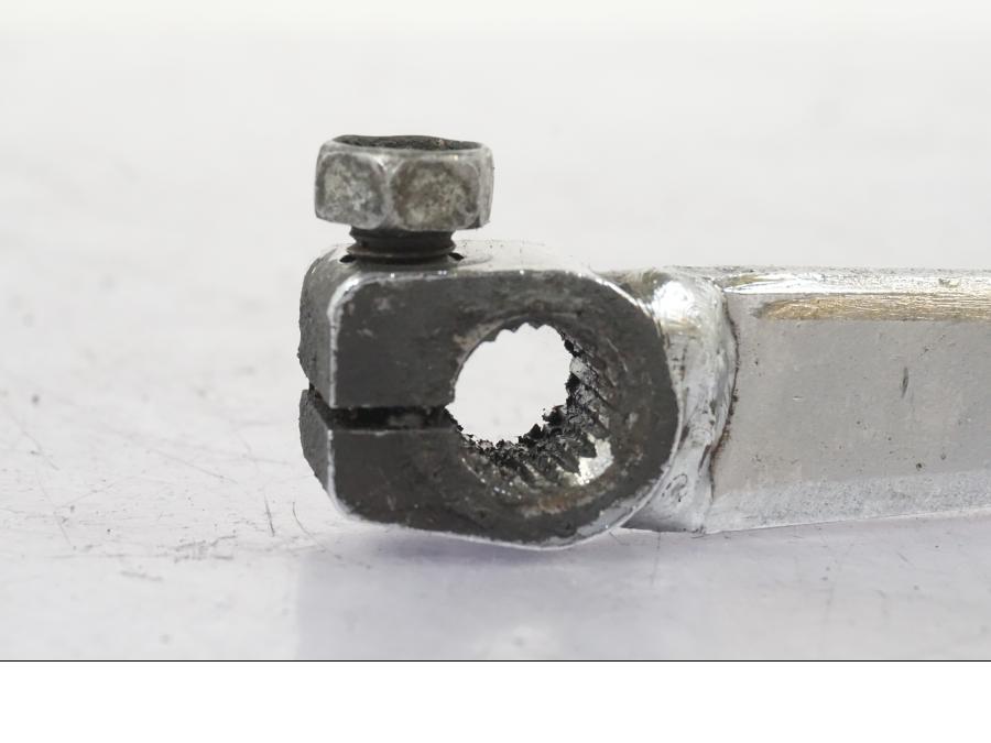 Snett uppifrån på Växelpedal från en Suzuki GSX 550 EF -1985 motorcykel.