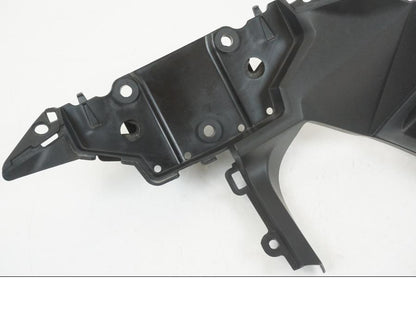 Baksidan på Instrumentpanelkåpa från en Kawasaki ER-6F -2016 motorcykel.