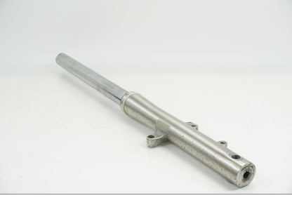 Framsidan på Gaffelben från en Yamaha XVZ 1300 -1997 motorcykel.