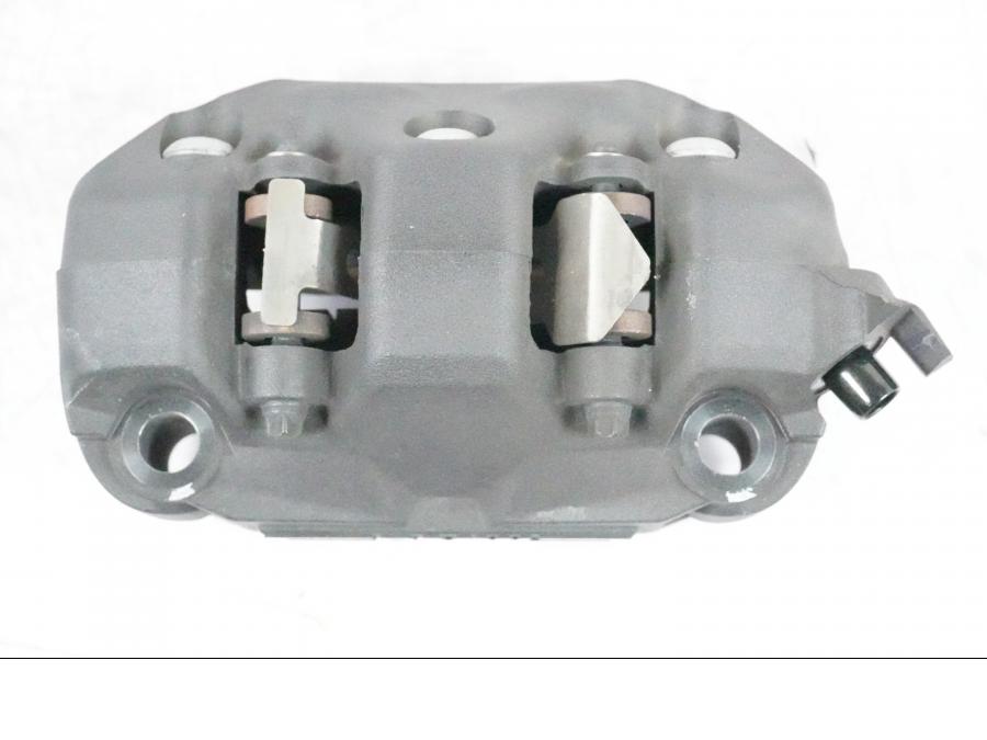 Vänster sida på Bromsok från en BMW R 1250 GSA -2021 motorcykel.