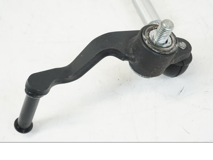 Vänster sida på Växelpedal från en Yamaha MT-09 -2021 motorcykel.