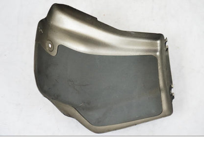 Extrabild1 på Sidopanel från en Yamaha XVS 1100 -2004 motorcykel.