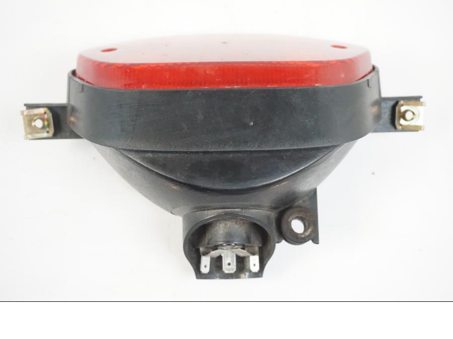 Snett uppifrån på Baklampa från en BMW F 650 CS -2002 motorcykel.