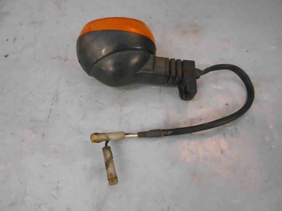 Baksidan på Blinkers från en Triumph Tiger -2002 motorcykel.