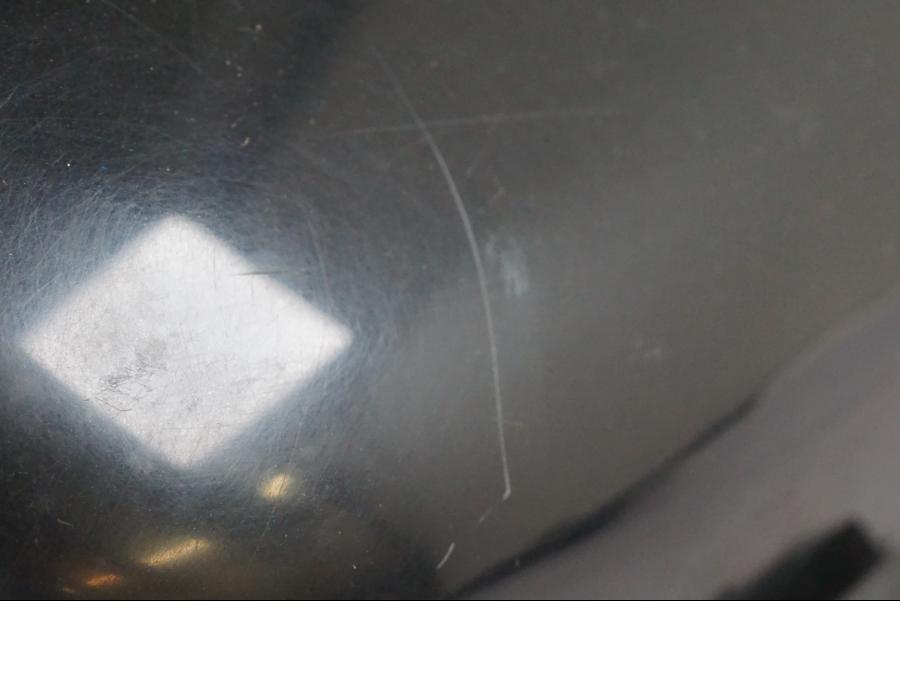 Extrabild4 på Bensintank från en Suzuki VL 800 -2002 motorcykel.