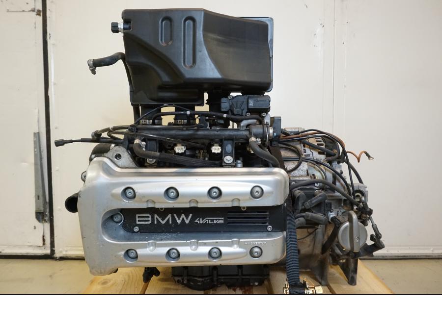 Extrabild4 på Motor från en BMW K 1200 LT -2004 motorcykel.