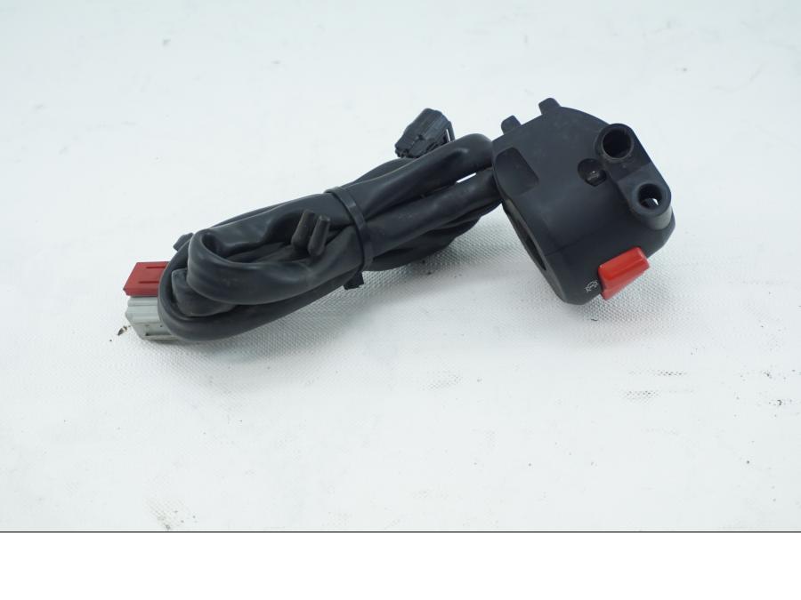 Baksidan på Styrelreglage från en Honda VFR 1200 -2012 motorcykel.