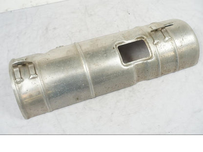 Vänster sida på Värmeskydd från en Suzuki LTA 750 XP E -2009 motorcykel.