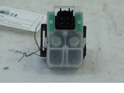 Framsidan på Startrelä från en Suzuki DL 1000 -2016 motorcykel.