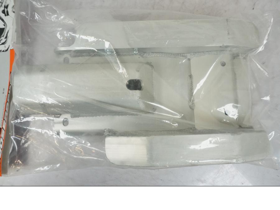 Höger sida på Hasplåt från en Honda TRX400EX -1999 ATV.