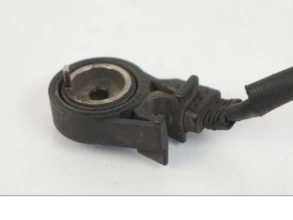 Snett uppifrån på Sidostödsbrytare från en BMW F 650 CS -2002 motorcykel.