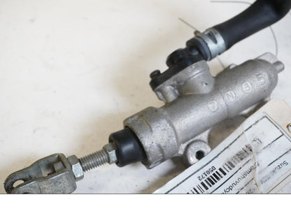 Höger sida på Bromshuvudcylinder från en Suzuki GSX 1300 R -2008 motorcykel.