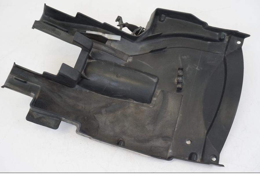 Framsidan på Undertail från en Kawasaki ZX-12R -2000 motorcykel.