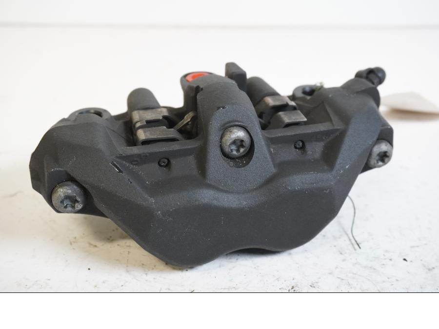 Baksidan på Bromsok från en Honda CBR 1000 RR -2004 motorcykel.