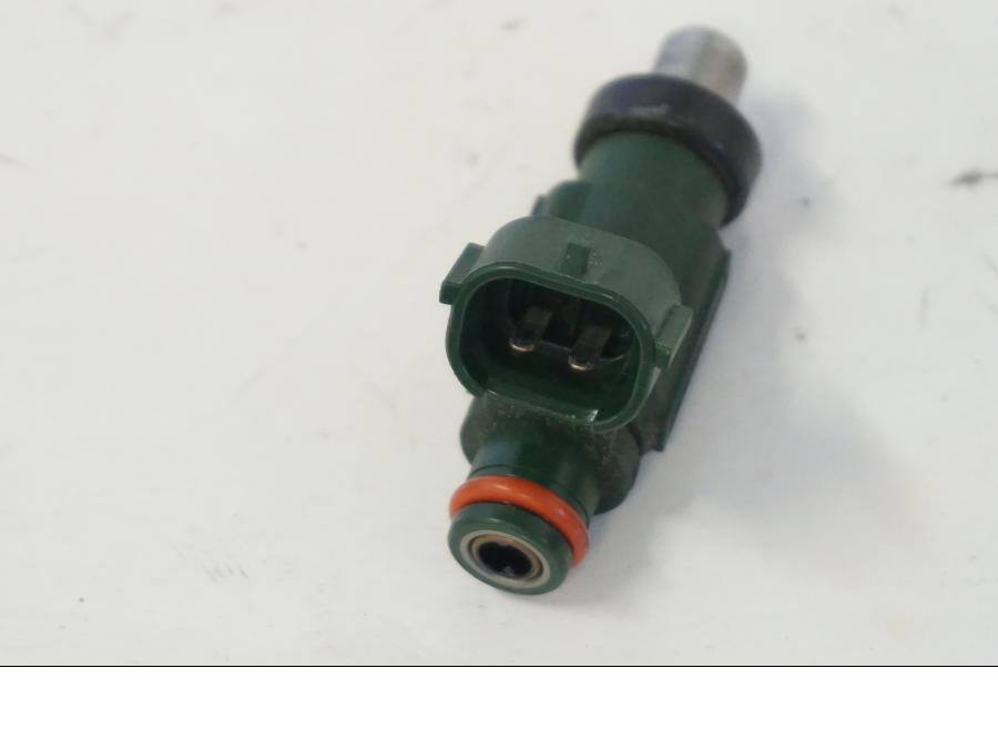 Baksidan på Spridare från en Kawasaki ER-6N -2012 motorcykel.