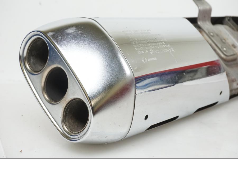 Extrabild6 på Ljuddämpare från en BMW K 1600 -2013 motorcykel.