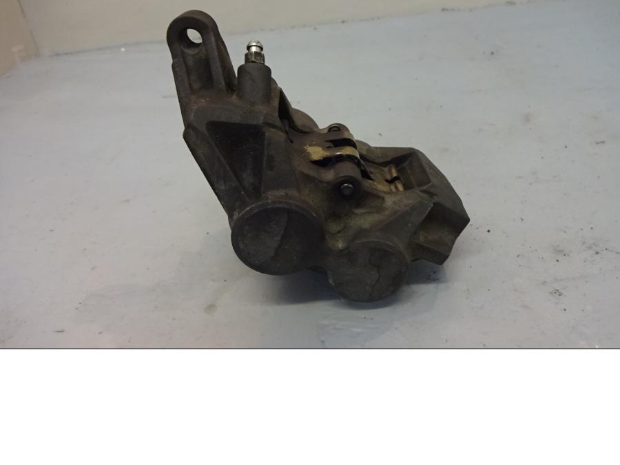 Baksidan på Bromsok från en Yamaha FJR 1300 -2003 motorcykel.